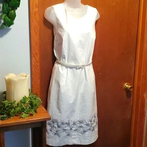 Merona sleeveless dress with belt